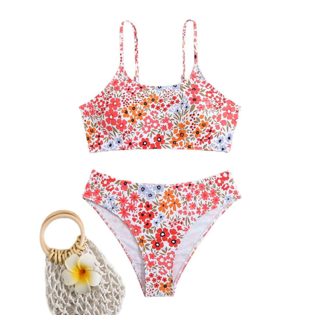 Ladies high-cut bikini with floral patterns Mune Fashion
