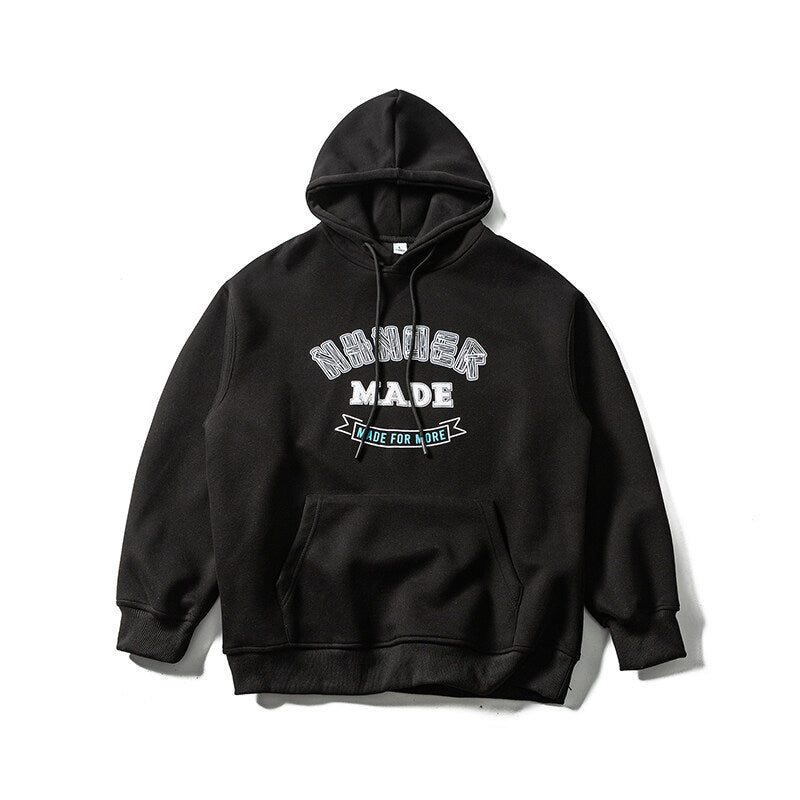 Unisex oversized college-style hoodie with kangaroo pocket Mune Fashion