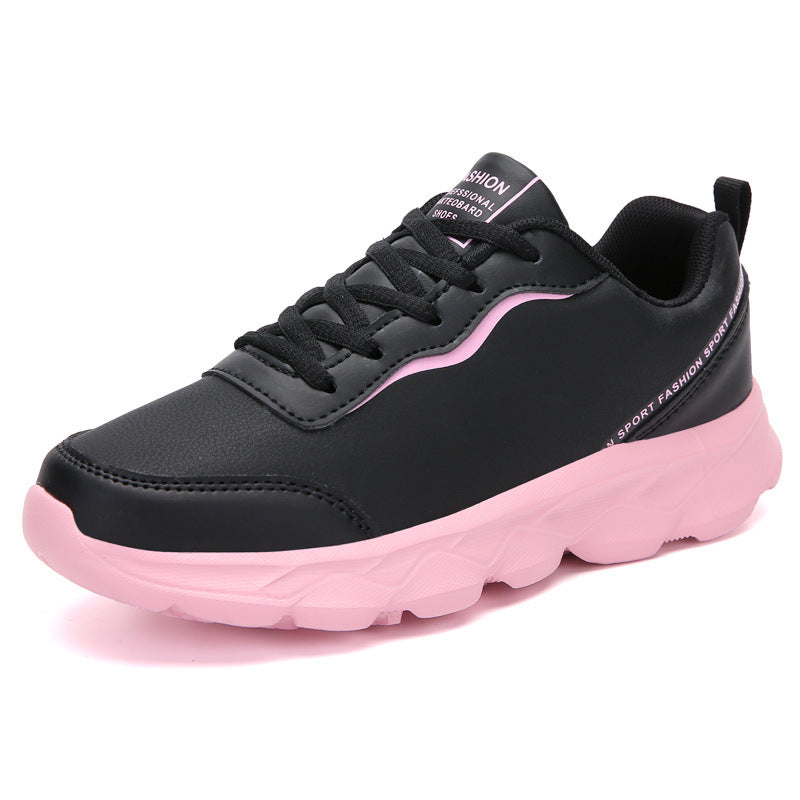 Women's urban faux leather sneakers with padded heel collar, shock-absorbing lightweight sole, and heel tab Mune Fashion