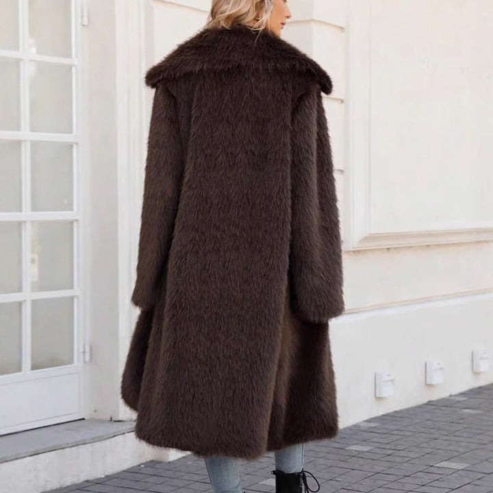 Ladies Fluffy Faux Fur Coat with Soft Lapel Mune