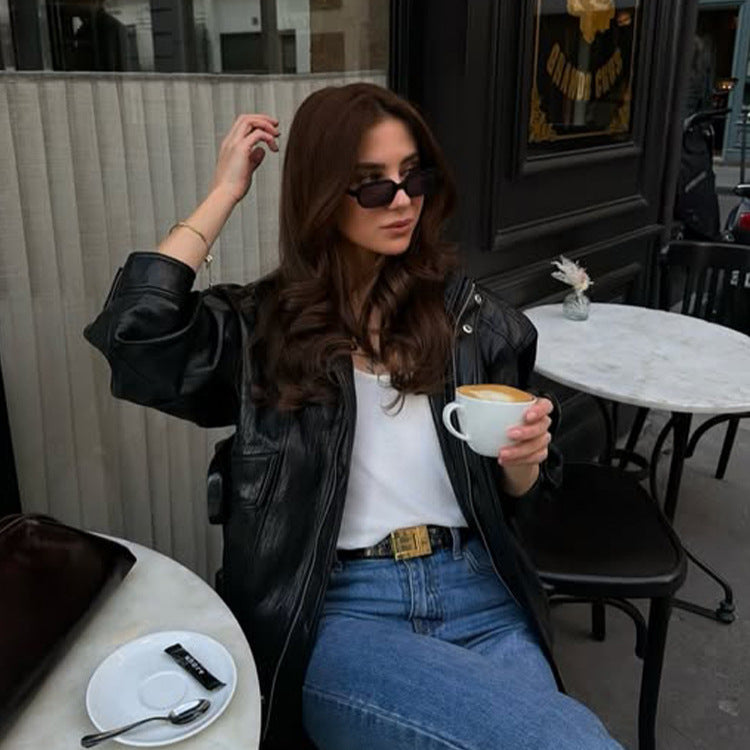 Women straight-cut jeans with high waist, raw hem and slight bootcut Mune Fashion