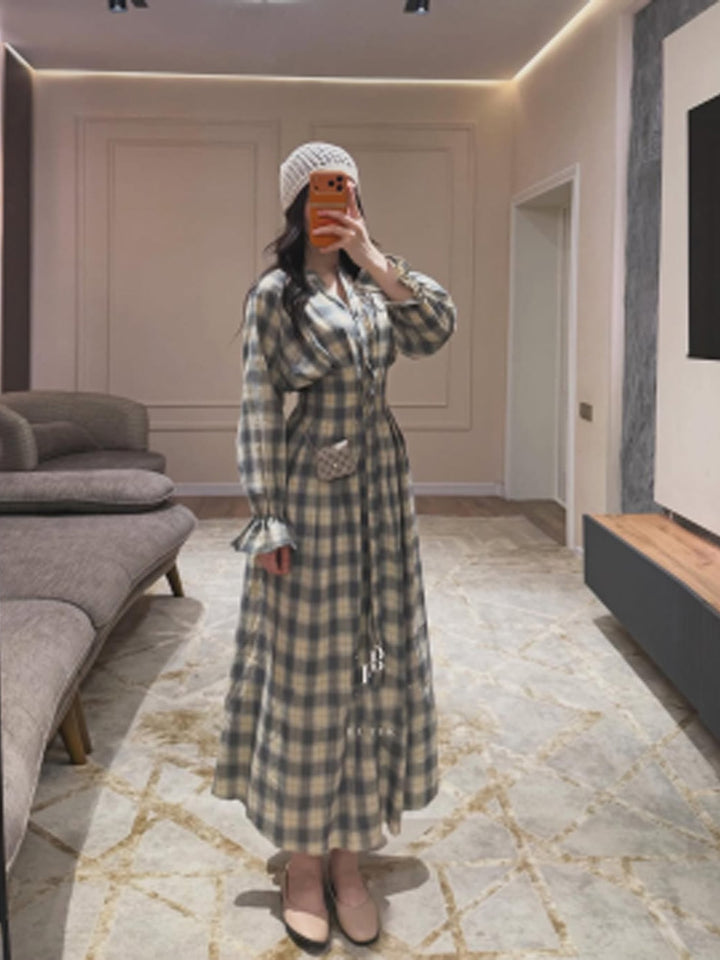 Ladies Max Dress in Checked Button-Up Blouse Style with Waist Belt and Ruffled Cuffs Mune Fashion
