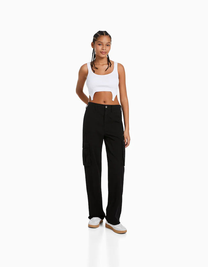 Women's wide High-Waist Cargo Pants with applied flap pockets and straight leg Mune Fashion