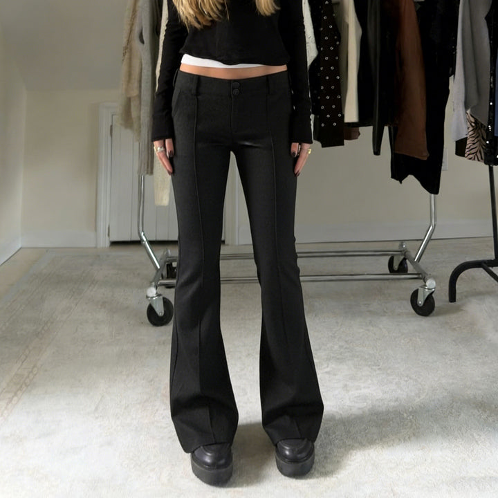 Ladies Figure-Hugging Stretch Flared Trousers with Crease and Waistband Mune Fashion