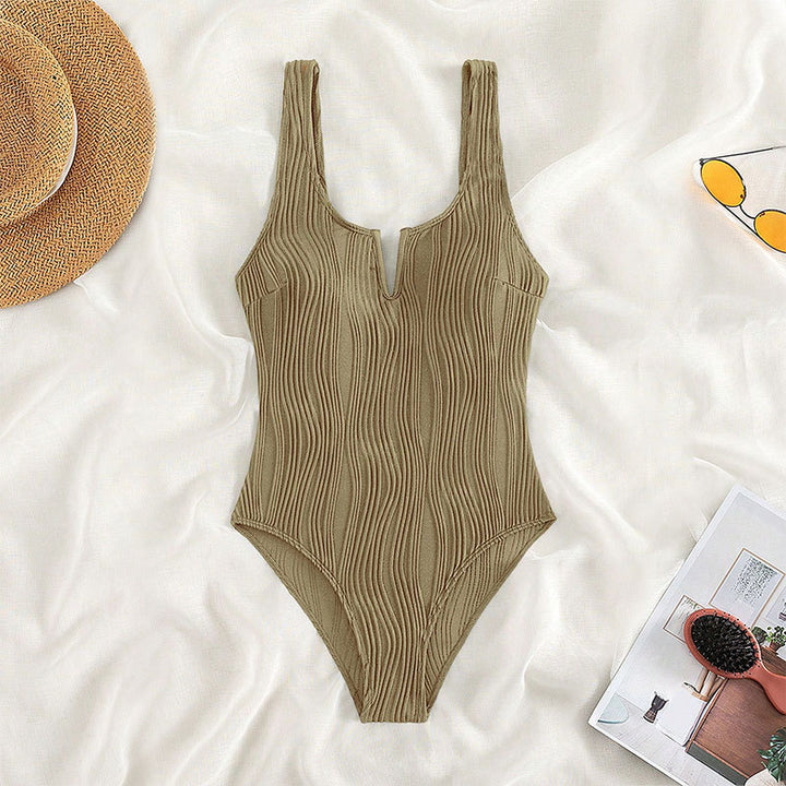 Women's High-Cut Swimsuit with Textured Design Mune Fashion