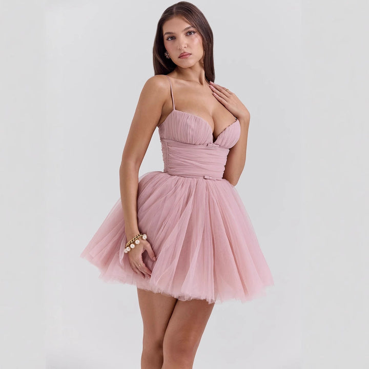 Women Playfully Cut Tulle Dress with Adjustable Straps and A Swinging Silhouette Mune