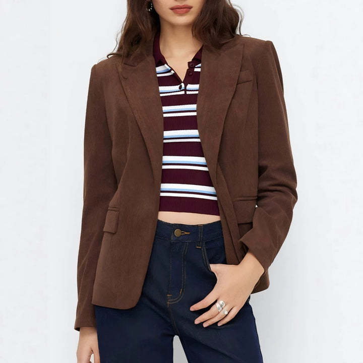 Women's cord blazer with a slim silhouette, narrow lapels, and patch pockets Drune