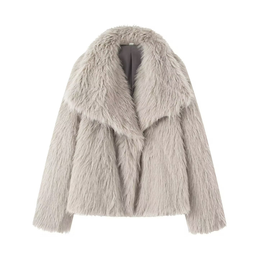 Women's Short Boxy Faux Fur Coat with Generous Shawl Collar and Soft Lining Mune Fashion