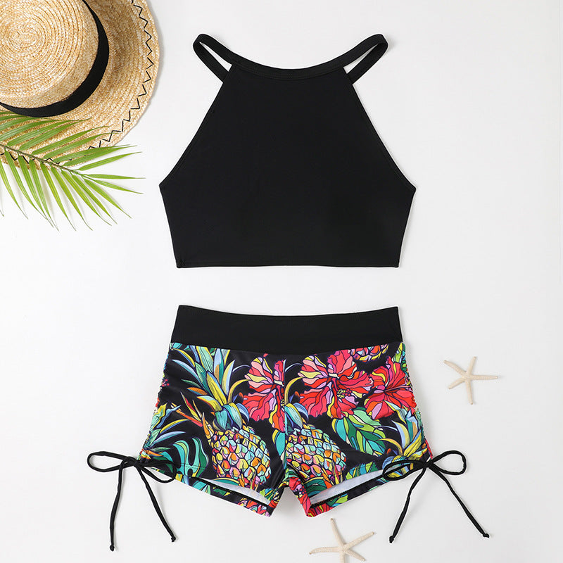Damen Sportliches Bikini-Set mit anpassbarem Oberteil und bunten Shorts Echo Archiv