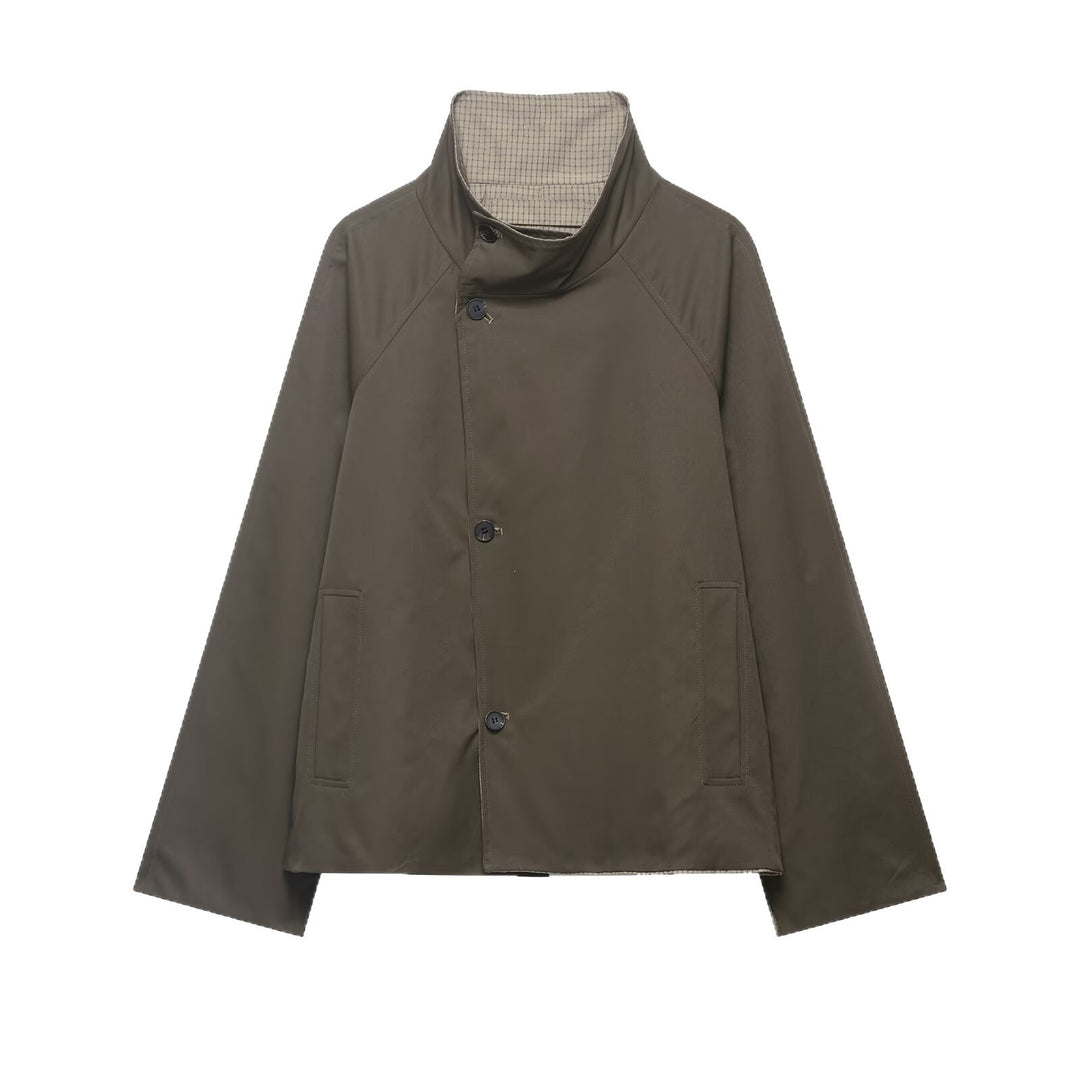 Women's short cape coat with high stand-up collar, concealed button placket and slanted pockets Mune Fashion