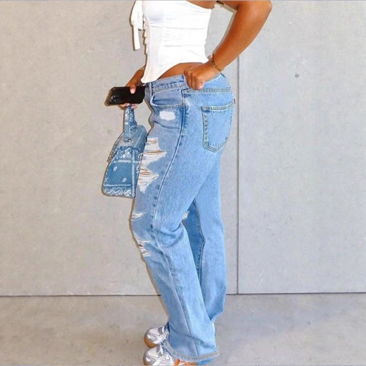 Women High-Waisted Relaxed-Fit Straight Jeans with pronounced Destroyed Details Mune Fashion