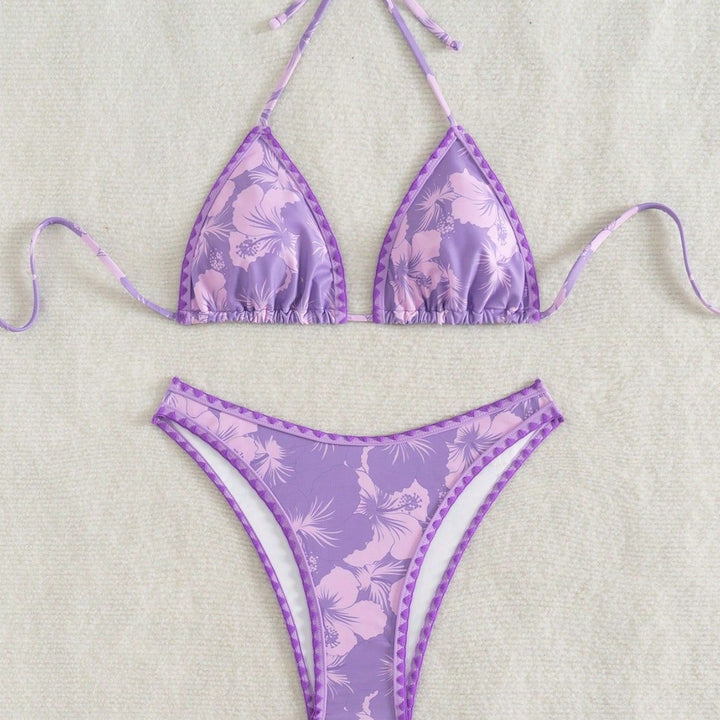 Women Triangle Bikini with Playful Floral Pattern Mune Fashion