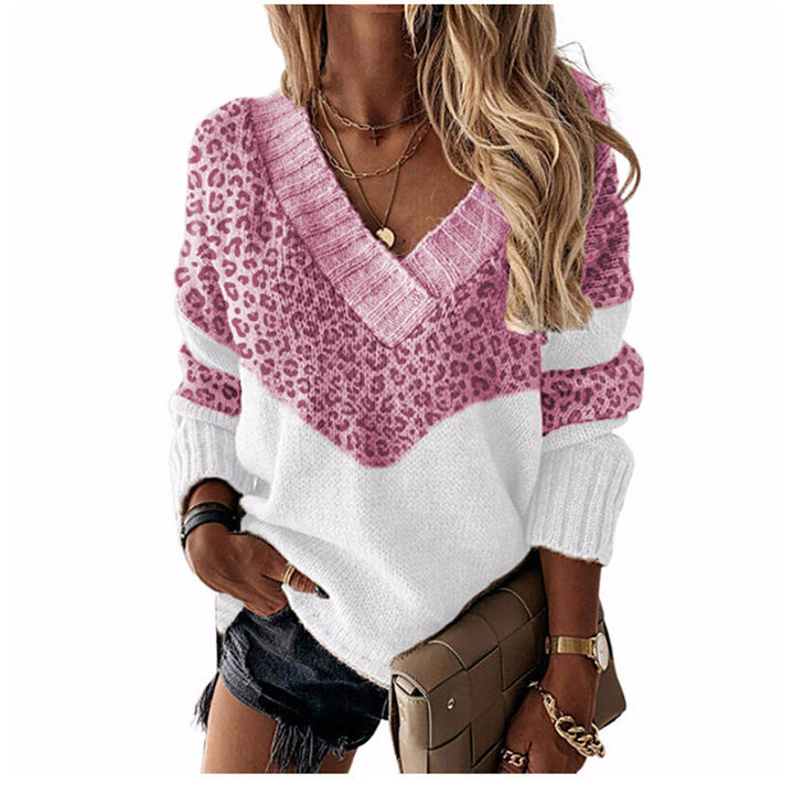 Women’s V-neck knitted pullover with chevron pattern and oversized fit Mune Fashion