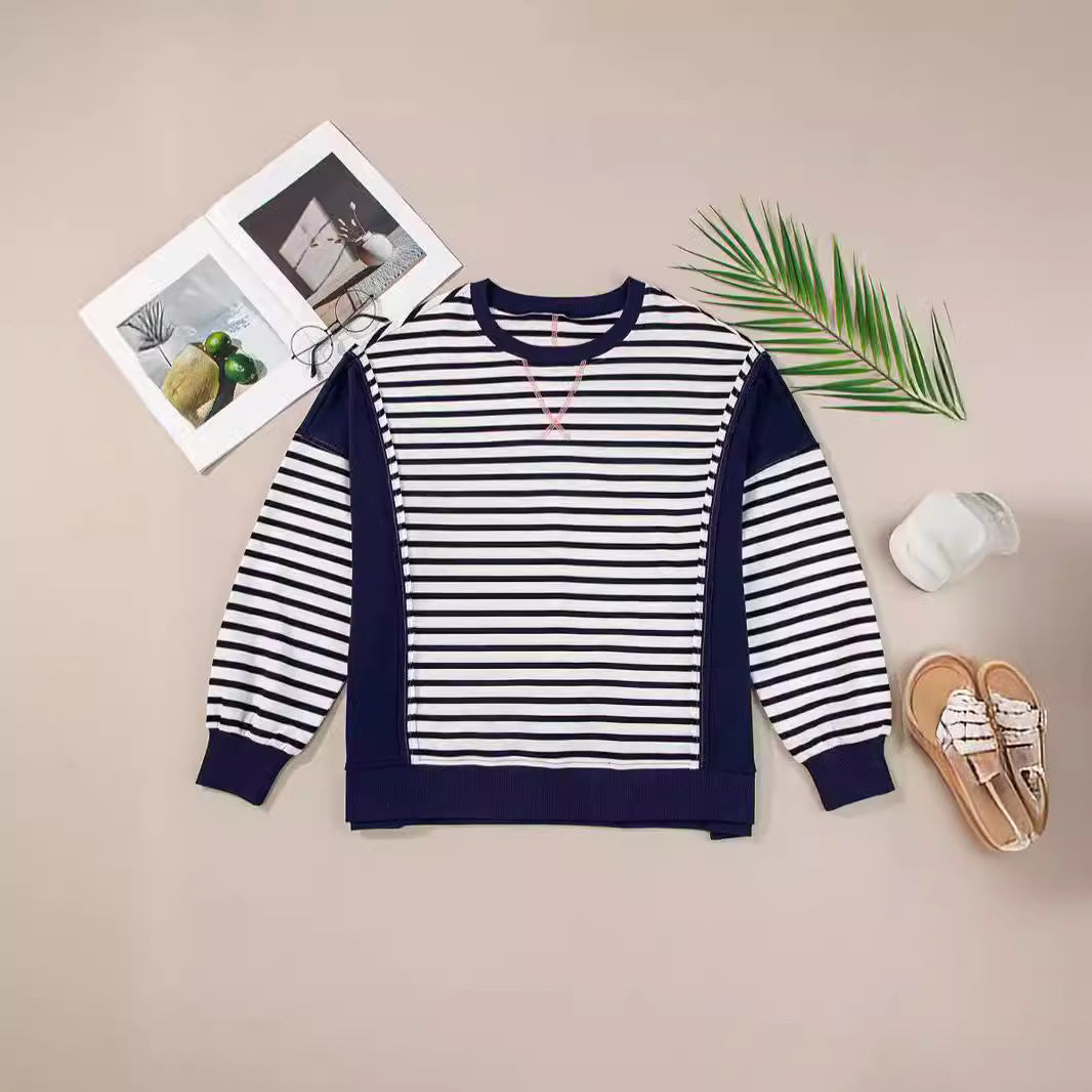 Women's oversized sweatshirt in marine look with stripes, raglan sleeves and ribbed cuffs Mune Fashion