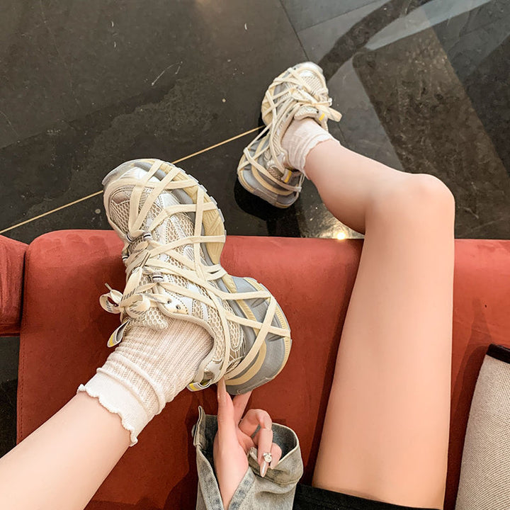 Women's Techno-Chunky-Sneaker with breathable mesh, stable platform sole and decorative wrap straps Mune Fashion