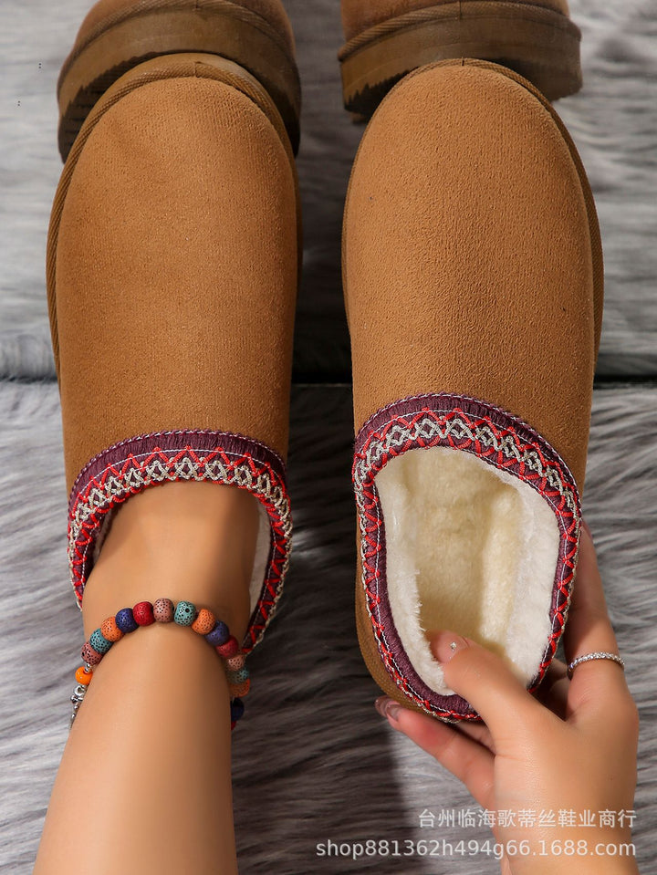 Women’s Insulated Slippers with Cozy Faux Fur Insole and Embroidered Entry Mune Fashion