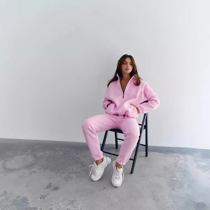 Women's athleisure two-piece set made of thick French terry with a high collar, half zipper, and drawstring pants Mune Fashion