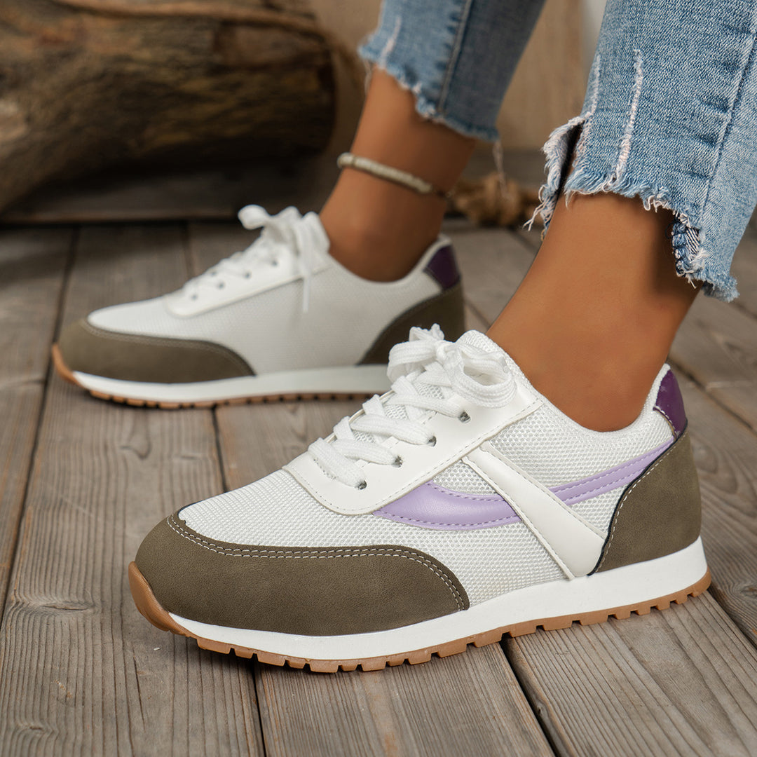 Women's lightweight retro running sneakers with reinforced toe cap, breathable mesh upper and profiled rubber outsole Mune Fashion
