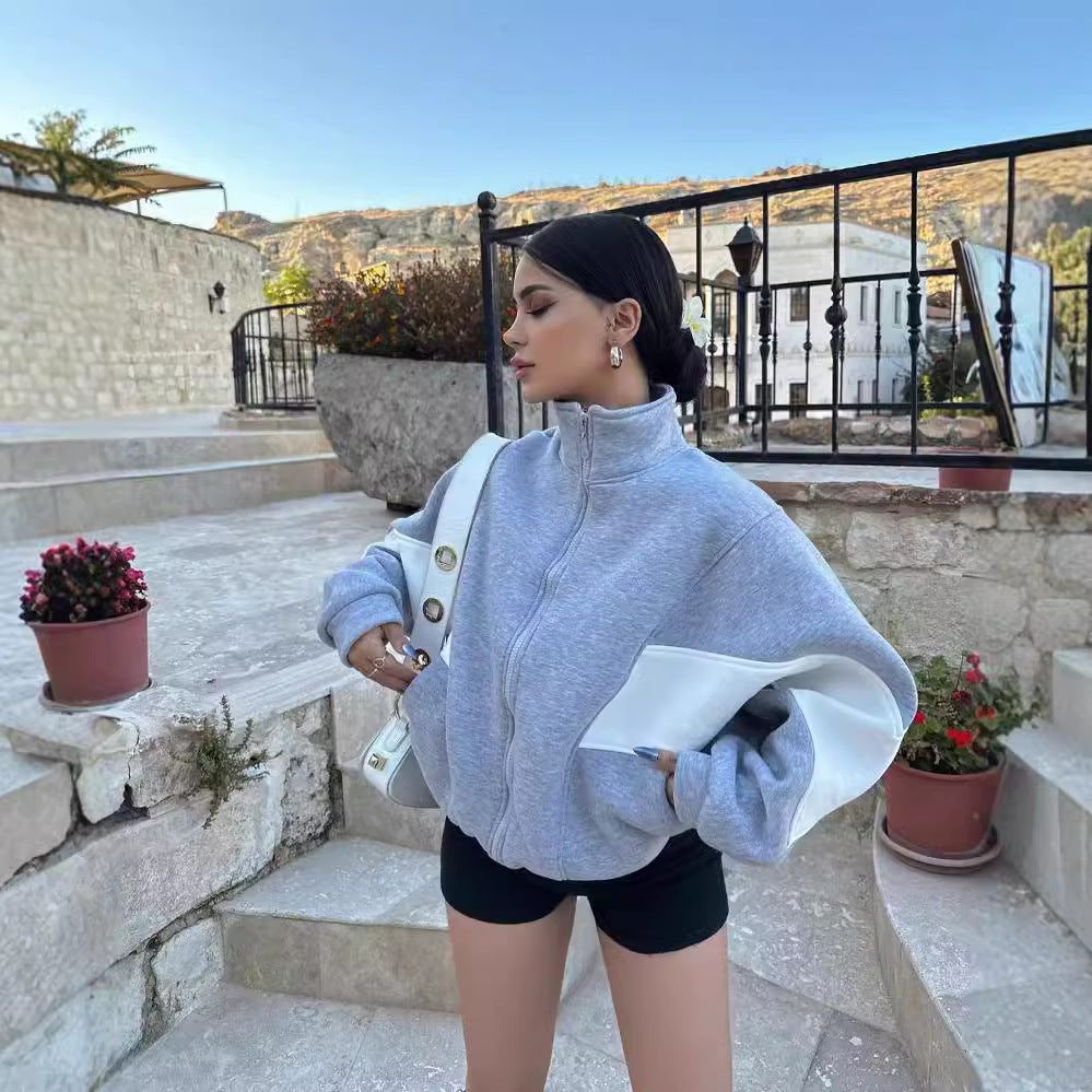 Women Short Cut Stand Collar Zipper Hoodie in Color Block Sports Style Mune Fashion