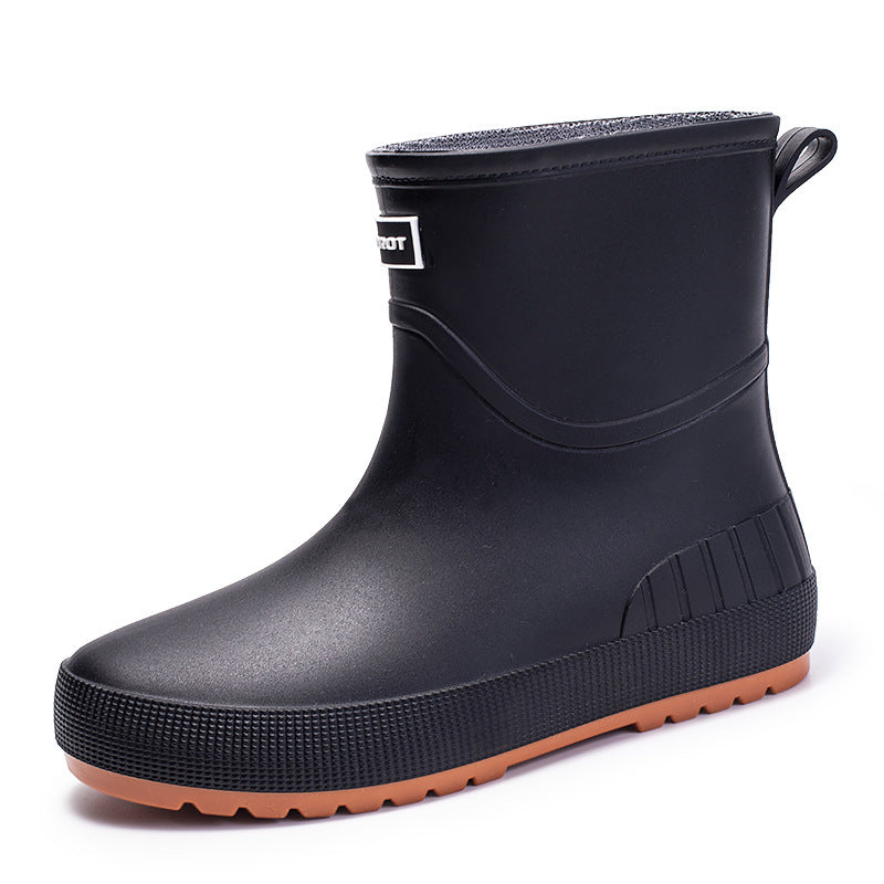 Women's waterproof short rubber boots with slip-resistant profile sole and comfortable insole Mune Fashion