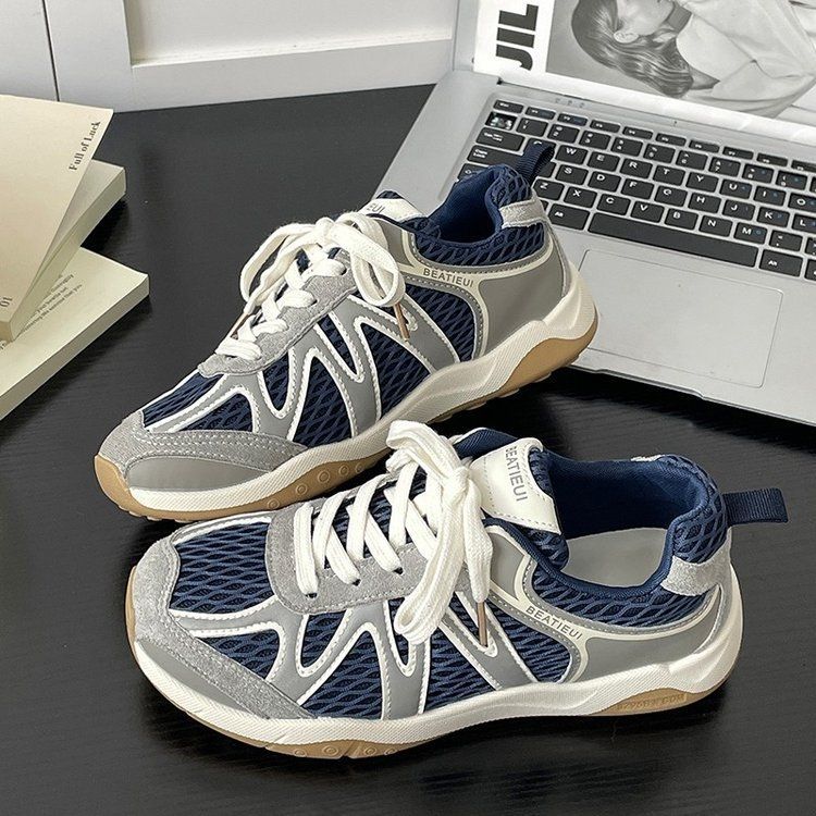 Women's Breathable Retro Running Sneakers with Mesh Upper and Rubber Sole Mune Fashion