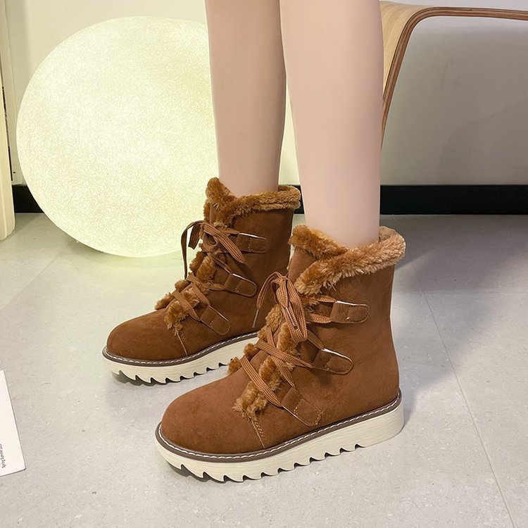Women's Winter Lace-Up Boots in Trekking Look with Teddy Lining and Notched Wedge Sole Mune Fashion