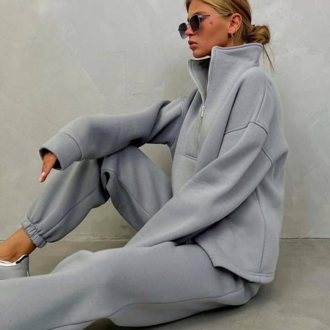 Women’s soft oversized half-zip loungewear set with high stand collar and fitted joggers Mune Fashion
