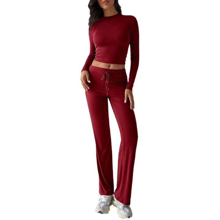 Women's fitted long sleeve crop top and wide lounge pants in a two-piece set made of stretch jersey Mune Fashion