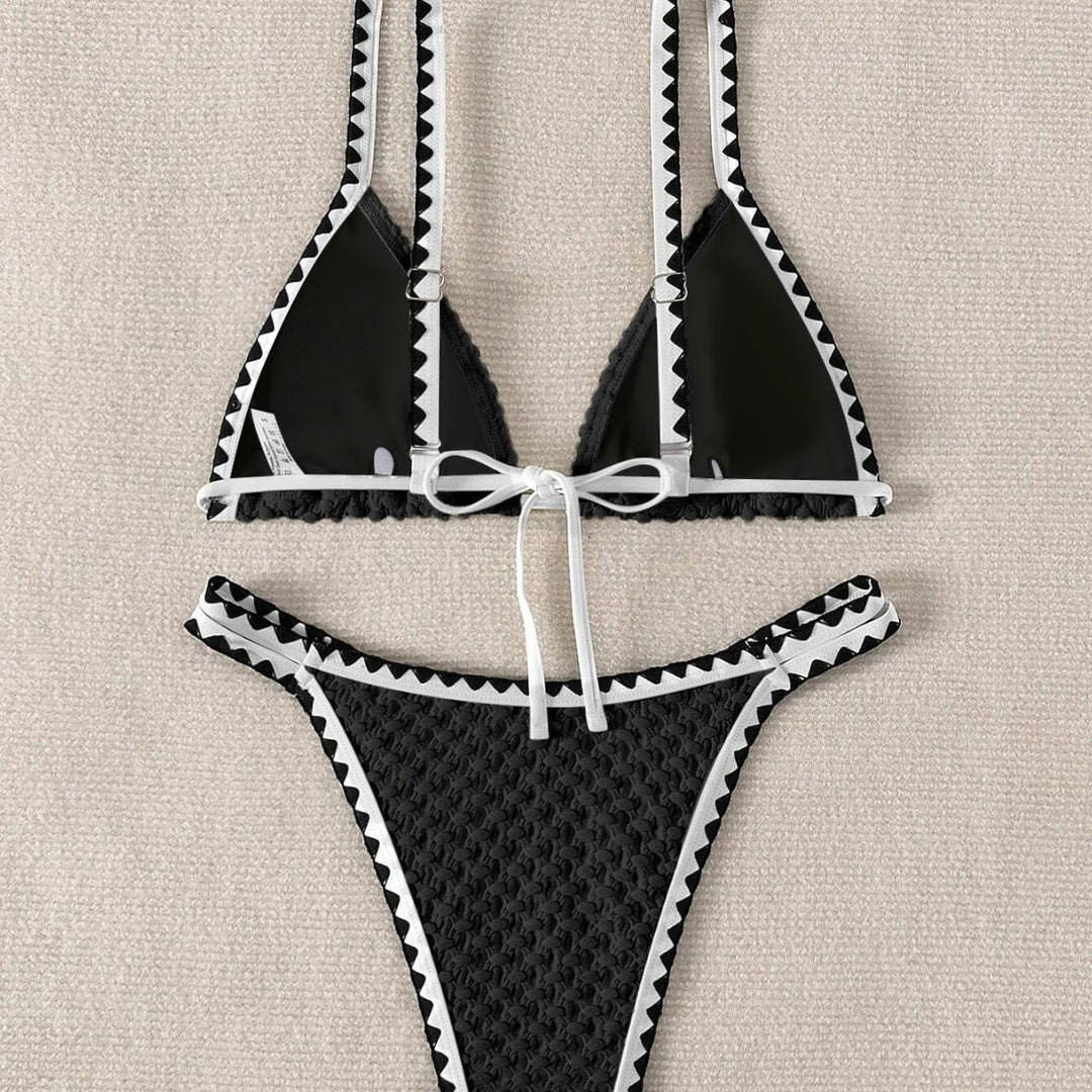 Women's Triangle Bikini with sophisticated crochet pattern Mune Fashion