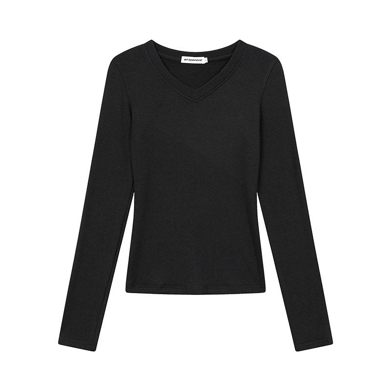 Women's long sleeve shirt with V-neck and fitted slim-fit style