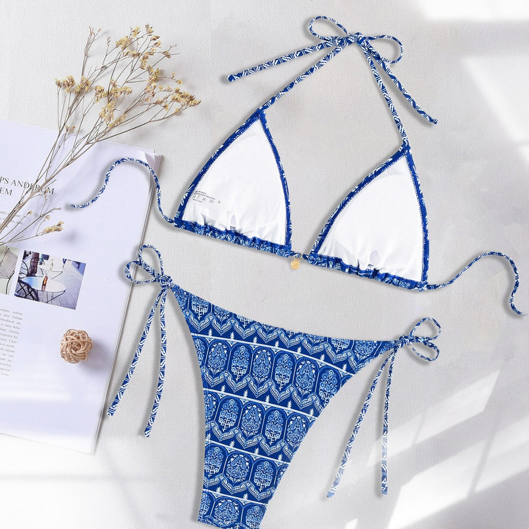 Women's triangle bikini with playful floral design and adjustable straps Mune Fashion