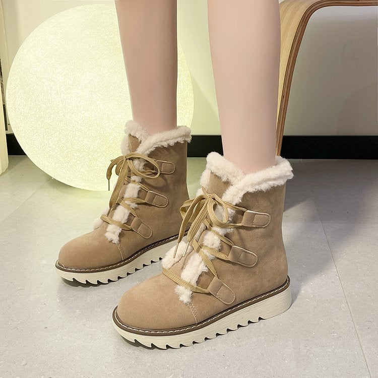 Women's Winter Lace-Up Boots in Trekking Look with Teddy Lining and Notched Wedge Sole Mune Fashion
