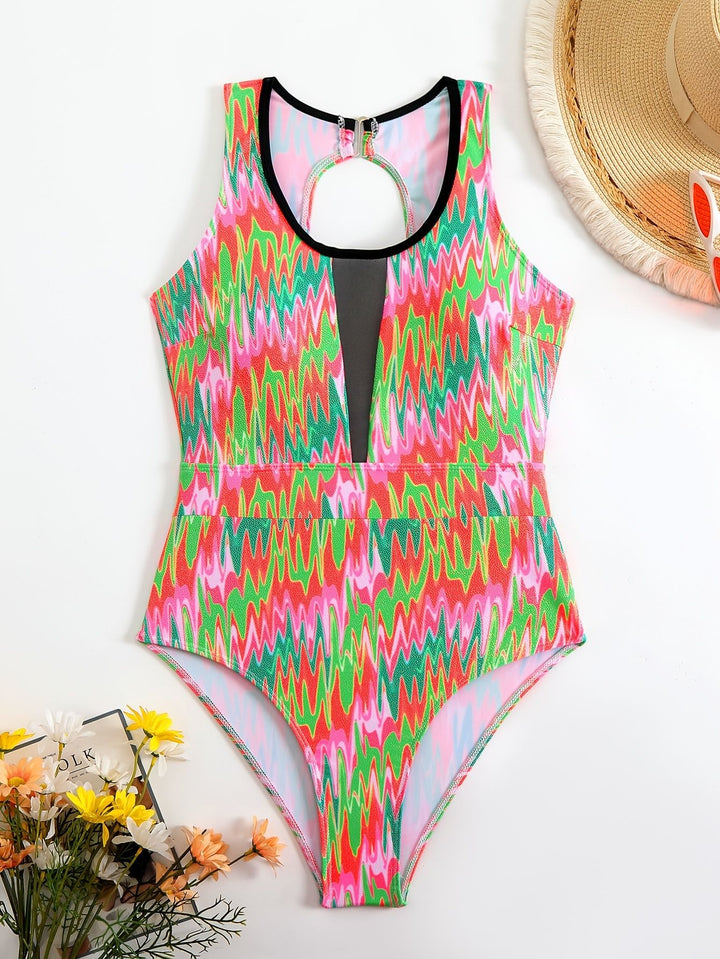 Women's swimsuit with fashionable cut-out Mune Fashion