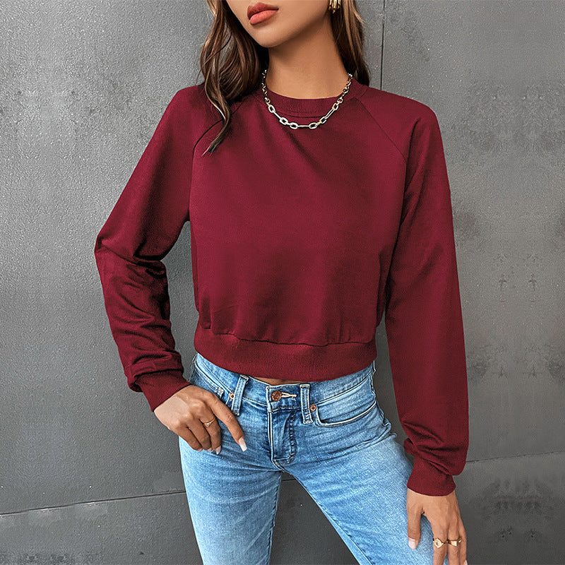 Women's Cropped Sweatshirt made of cotton blend with raglan sleeves Mune Fashion