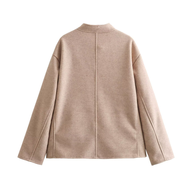 Ladies' short jacket in wool blend with round neck, oversized fit and large patch pockets Mune Fashion