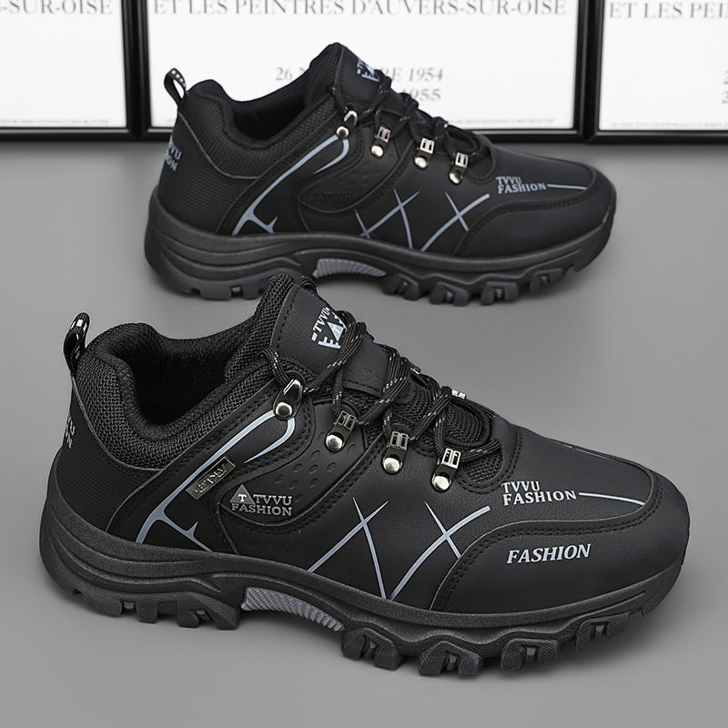 Women's outdoor sneakers with durable sole profile and breathable upper material Mune Fashion