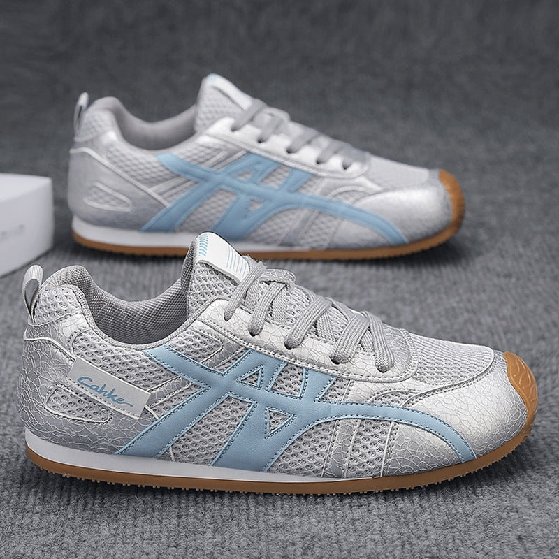 Unisex Retro Running Sneakers with Breathable Mesh and Non-Slip Rubber Sole Mune Fashion