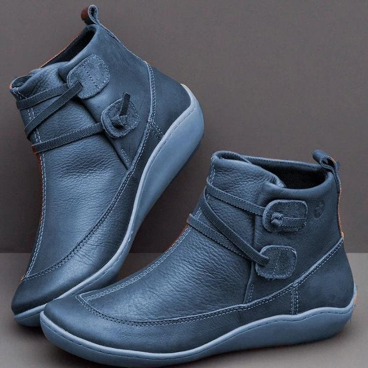 Ladies Fashionable Booties Made Of High-Quality Leather with Adjustable Closure System and Non-Slip Sole Mune