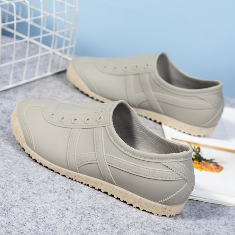 Women's Slip-On Rubber Sneakers with Seamless Upper and Non-Slip Tread Sole Mune Fashion