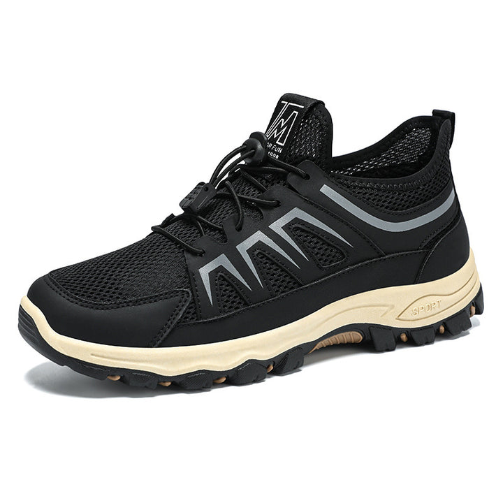 Men's breathable trekking sneakers with quick-lace system, sock-like mesh shaft, and grippy profile sole Mune Fashion