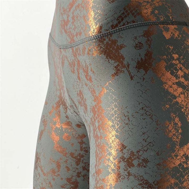 Women's high-waisted sports leggings with shaping compression and structured snake embossing Mune Fashion