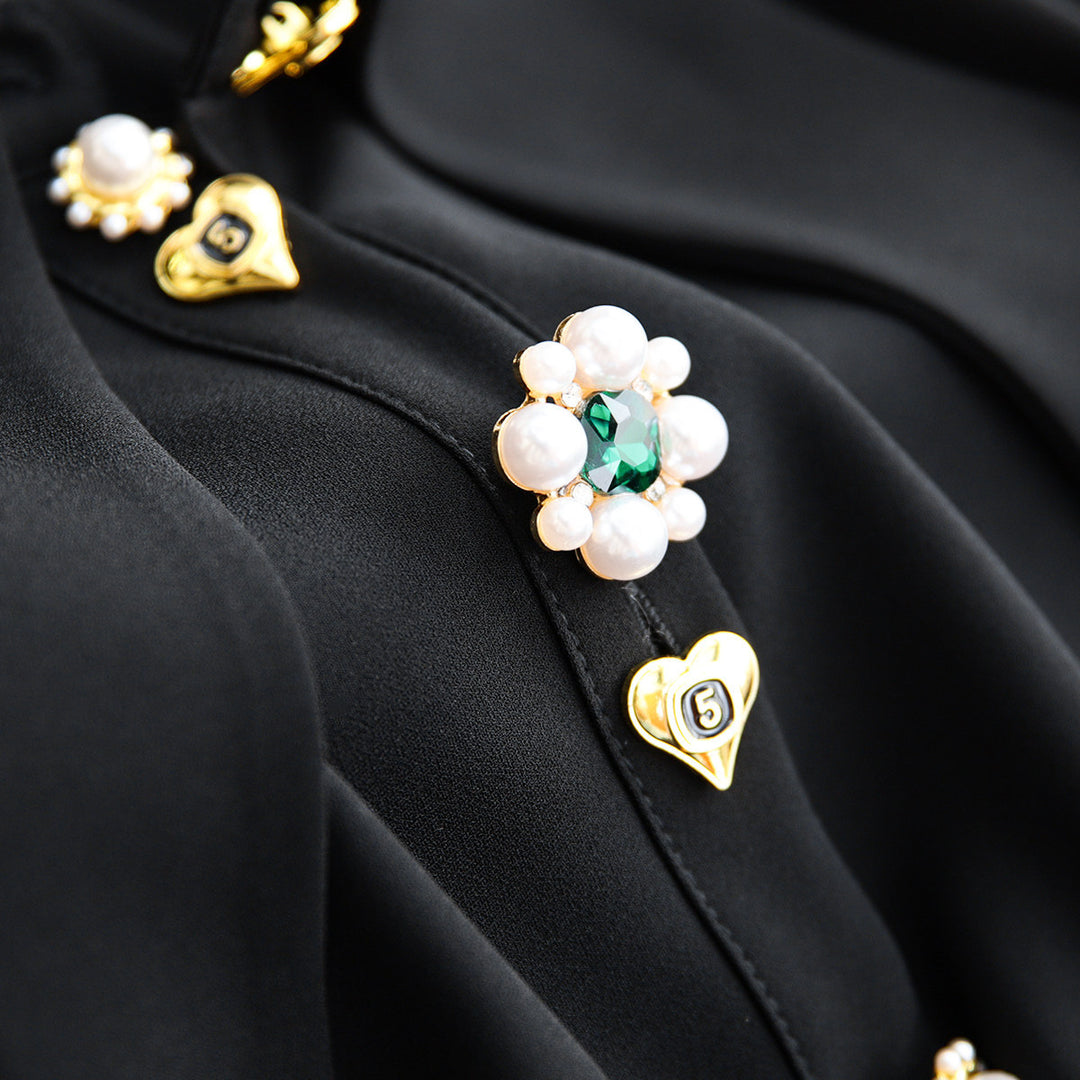 Ladies Elegant and refined blouse with decorative buttons Drune