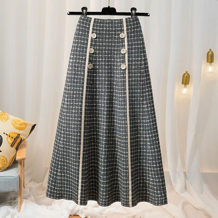 Ladies elegant and flowing maxi skirt with button details Mune Fashion