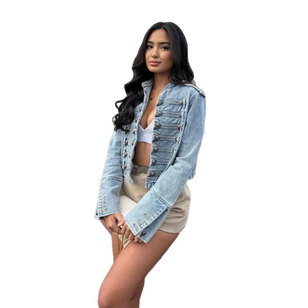 Women's short-cut denim jacket in military-inspired style with decorative button plackets Mune Fashion