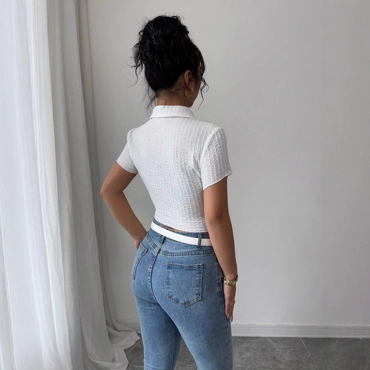 Women's tailored cropped blouse with crepe structure, shirt collar, and button placket Mune Fashion