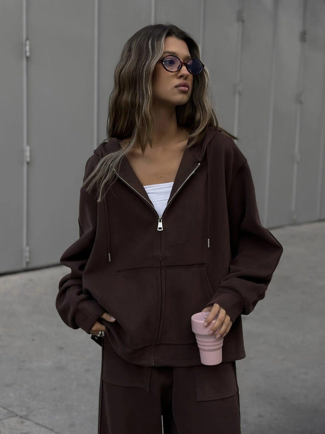 Women's oversized zip-up hoodie with kangaroo pocket Mune Fashion