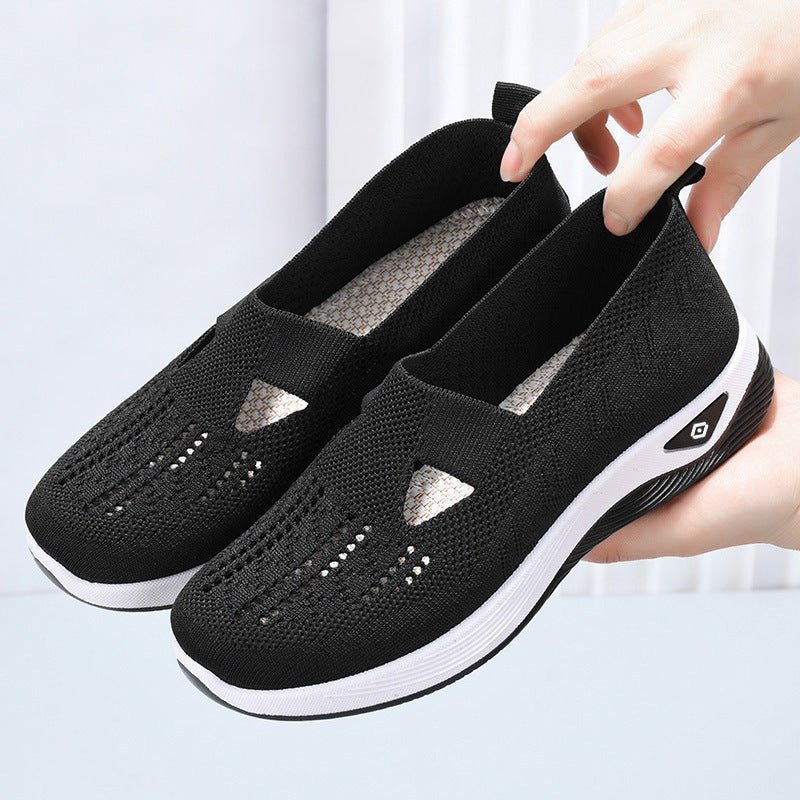 Women's lightweight breathable slip-on sneakers with elastic knit upper and orthopedic comfort sole Mune Fashion