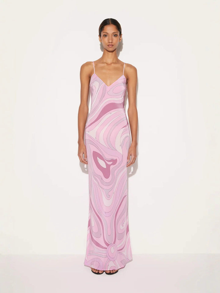 Ladies elegant slip maxi dress with V-neck, delicate spaghetti straps and retro graphic all-over print Mune Fashion
