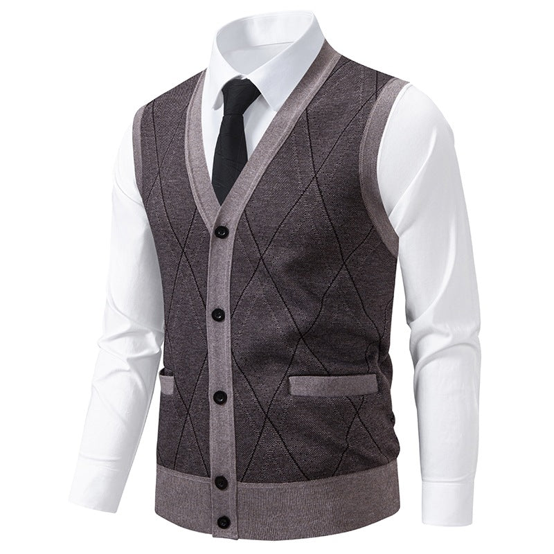 Men's fine-knit vest with V-neck, button placket and diamond pattern Mune Fashion