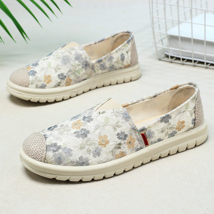 Women's floral slip-on casual slippers with knitted toe cap and shock-absorbing lightweight sole Mune Fashion